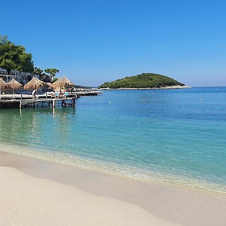 Villa Smeralda Sarandë Eksteriør billede