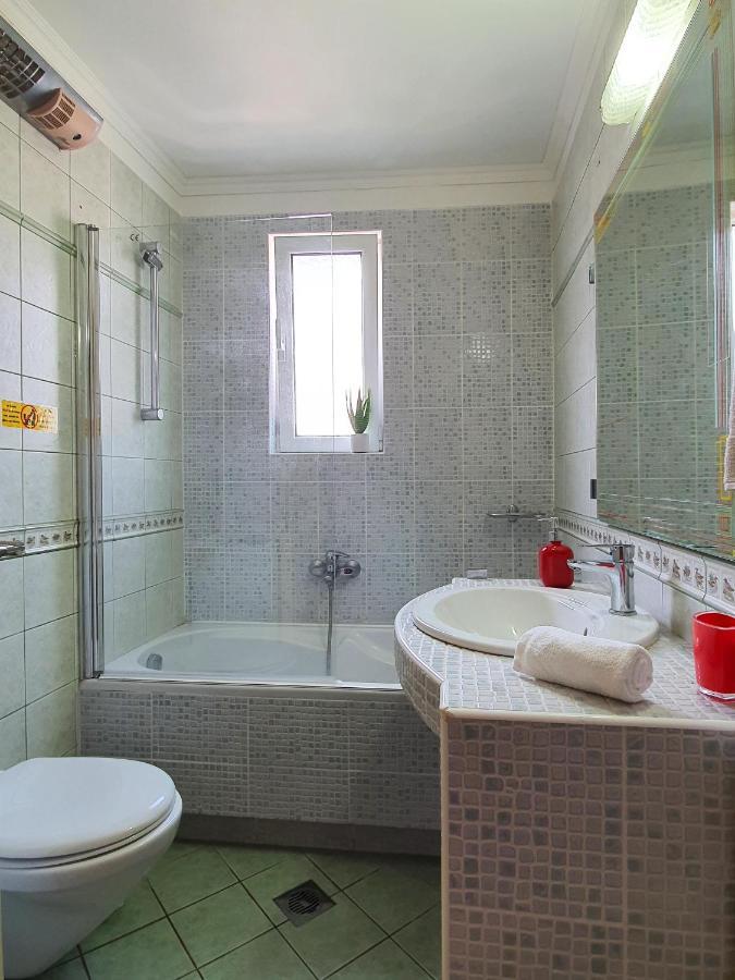 Villa Smeralda Sarandë Eksteriør billede