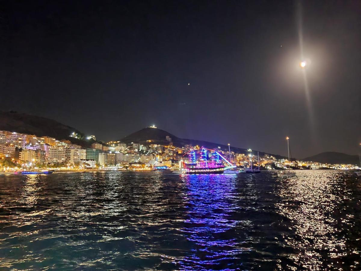 Villa Smeralda Sarandë Eksteriør billede