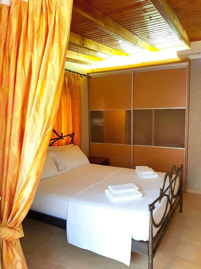 Villa Smeralda Sarandë Eksteriør billede