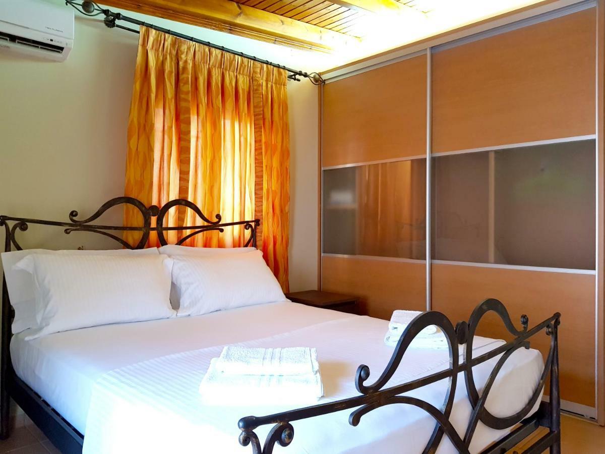 Villa Smeralda Sarandë Eksteriør billede