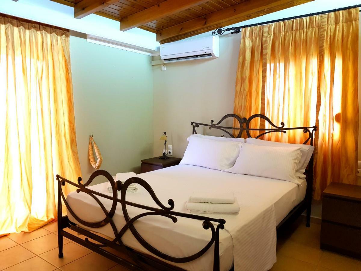 Villa Smeralda Sarandë Eksteriør billede