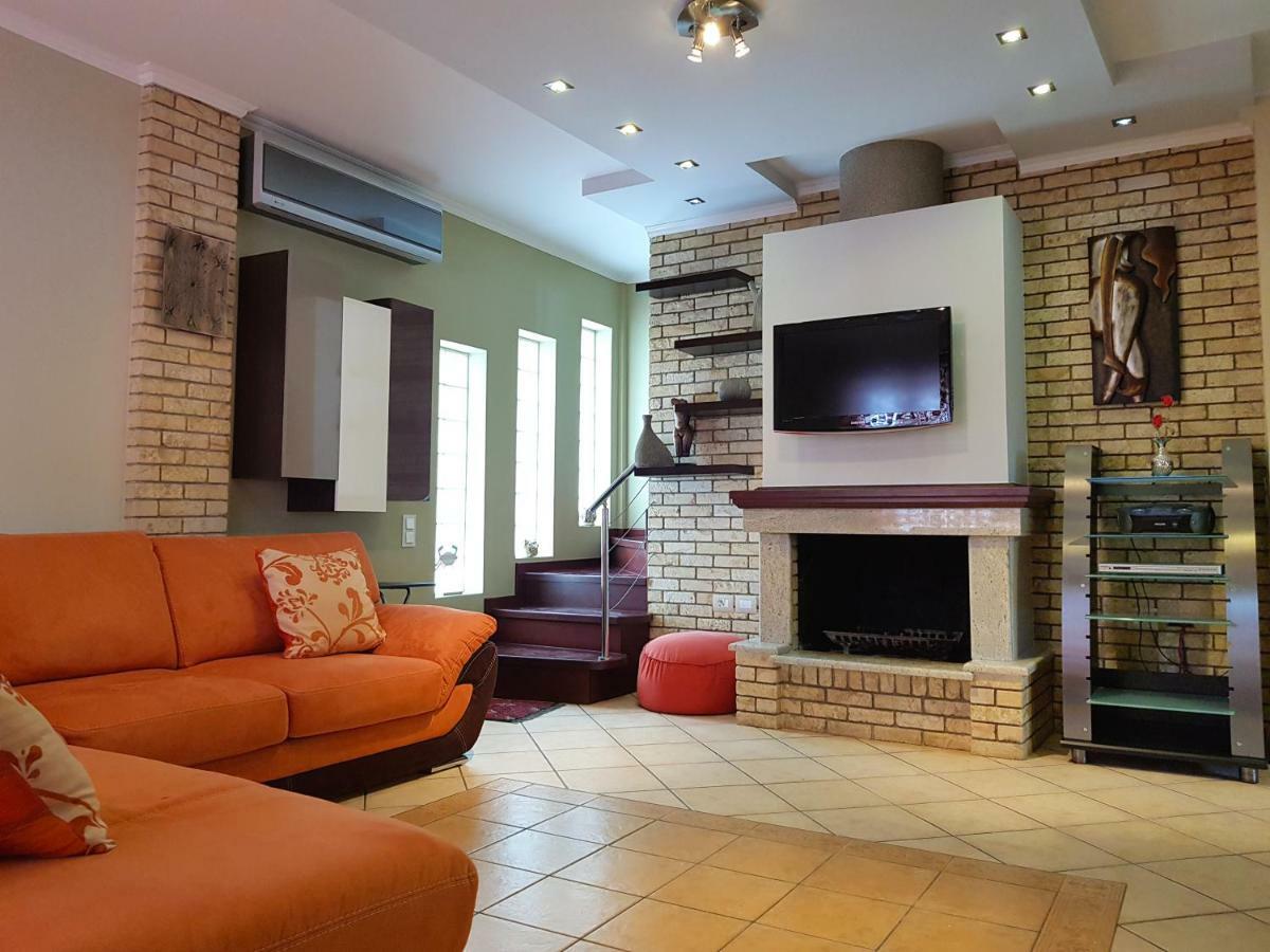 Villa Smeralda Sarandë Eksteriør billede