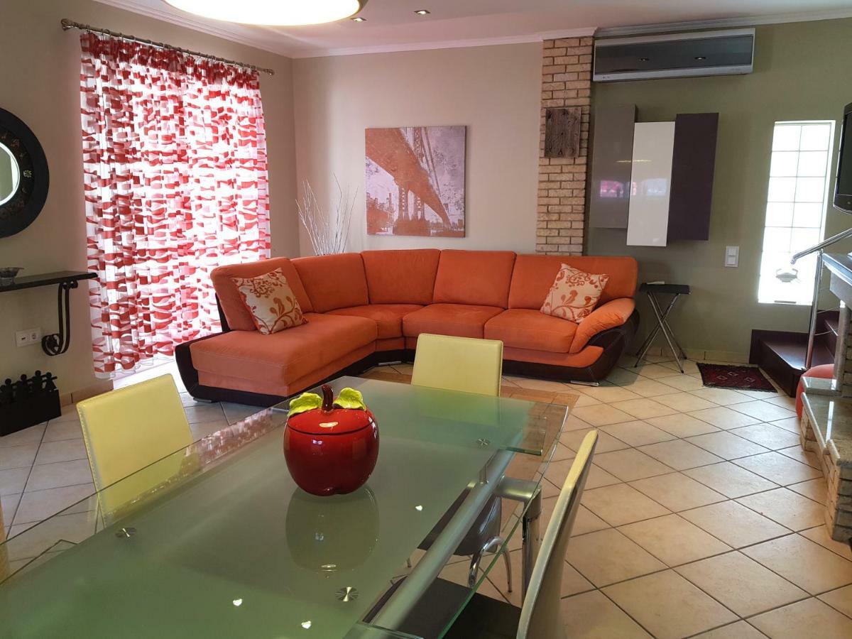 Villa Smeralda Sarandë Eksteriør billede